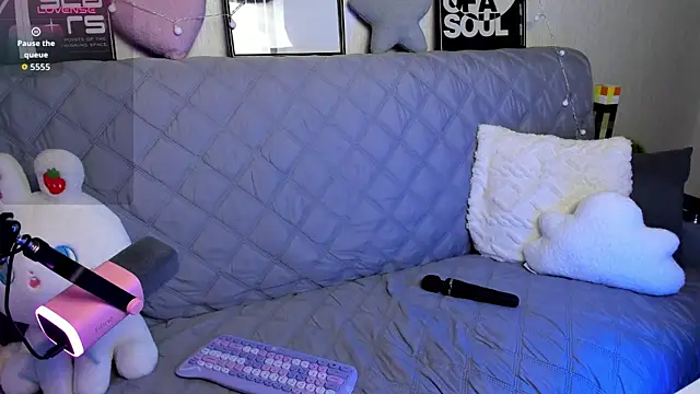 KittiMissi online show from 11-24-25, 02:50