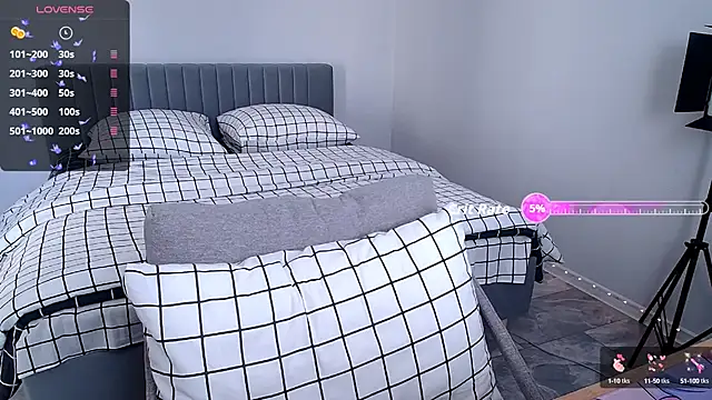 Tanya M online show from 09-13-25, 06:13