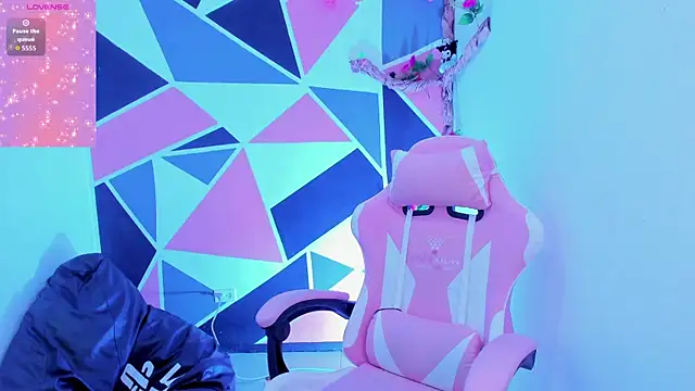 Carol Pinter online show from 03-18-26, 04:08