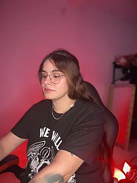 Yuli zuha online show from 12-11-24, 02:41