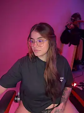 Yuli zuha online show from 12-30-24, 03:47