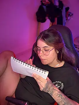 Yuli zuha online show from 12-31-24, 06:27