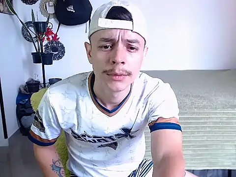 PaleVibes online show from 06-14-26, 07:48