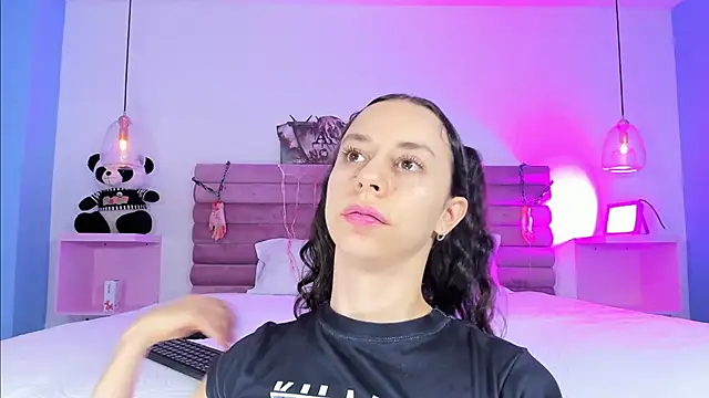 Snapshot of AbyCooper chatting on 10-12-25, 12:56 AbyCooper online show from 10-12-25, 12:56