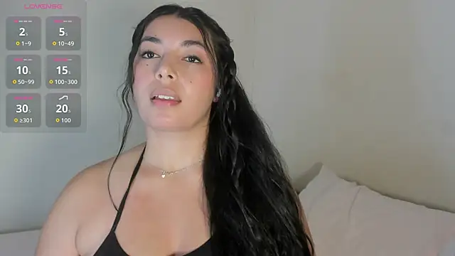 Snapshot of _kimtorres__ chatting on 02-12-26, 10:37 kimtorres online show from 02-12-26, 10:37