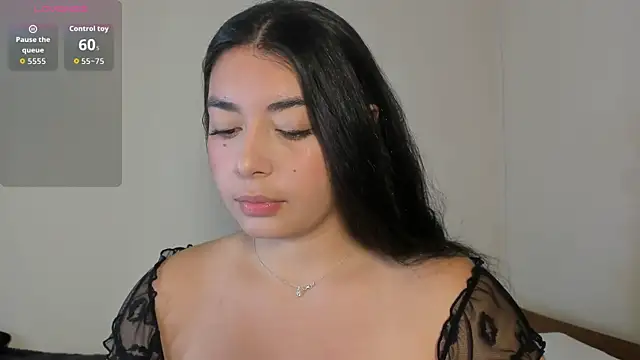 Snapshot of _kimtorres__ chatting on 01-18-26, 10:46 kimtorres online show from 01-18-26, 10:46