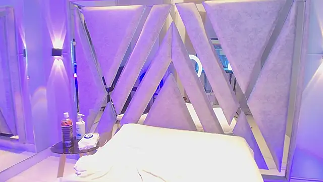 Annie9  online show from 03-03-26, 02:57