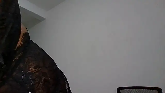 Snapshot of Daniela518 chatting on 07-10-26, 11:05 Daniela518 online show from 07-10-26, 11:05