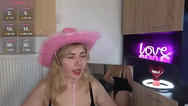 KatiePOV69 online show from 02-08-25, 08:42