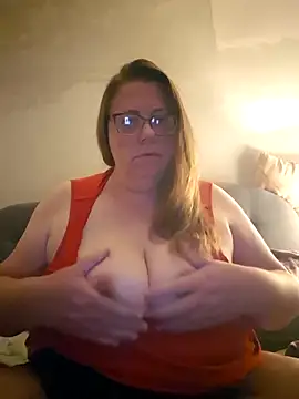 Snapshot of Jessica1206 chatting on 10-11-25, 11:17 Jessica1206 online show from 10-11-25, 11:17