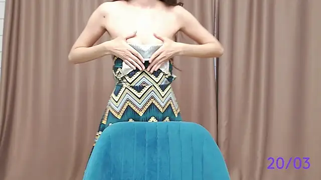Snapshot of sweet_sweet_angel chatting on 03-20-25, 08:53 sweet sweet angel online show from 03-20-25, 08:53