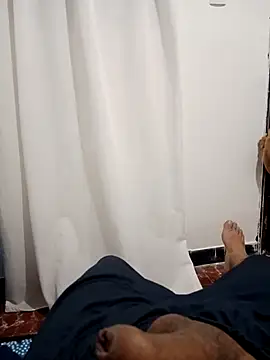 Snapshot of Edipaca chatting on 02-23-26, 11:33 Edipaca online show from 02-23-26, 11:33