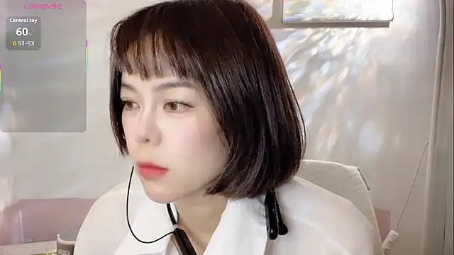 Linda-LL online show from 10-21-25, 06:02