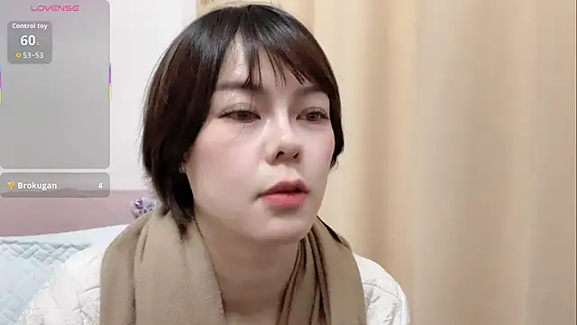 Linda-LL online show from 12-16-25, 11:14