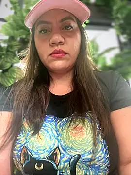 Iam  Cristal online show from 11-16-25, 08:46