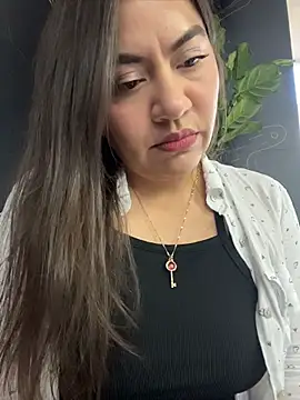 Iam  Cristal online show from 05-29-26, 10:49