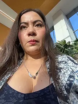 Iam  Cristal online show from 06-25-26, 10:26