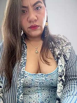 Iam  Cristal online show from 10-22-25, 09:35