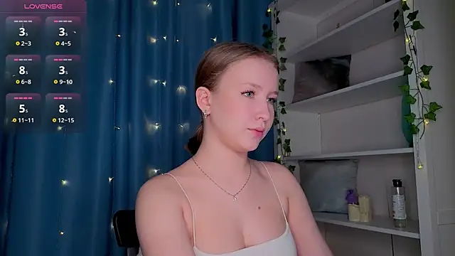 Snapshot of ms_evasweet chatting on 09-30-25, 01:17 ms evasweet online show from 09-30-25, 01:17