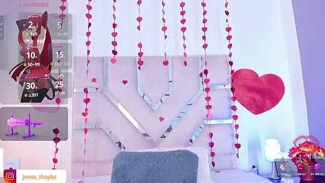 Snapshot of Thayler_jones chatting on 02-28-26, 11:21 Thayler jones online show from 02-28-26, 11:21