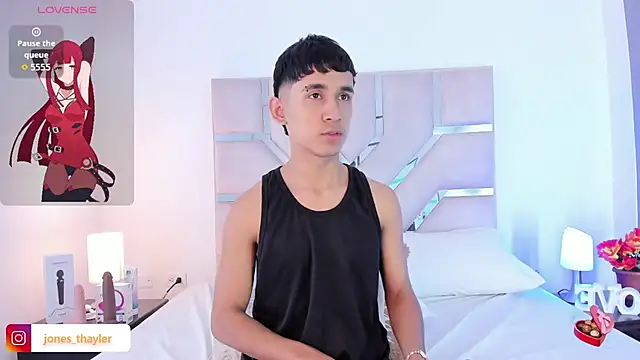 Thayler jones online show from 12-01-25, 12:06