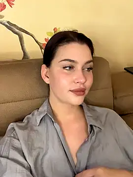 KikiWatson online show from 09-21-25, 06:46