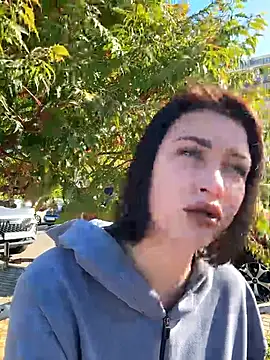 KikiWatson online show from 09-15-25, 06:14