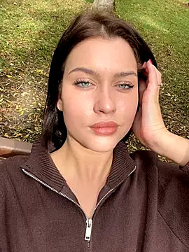 KikiWatson online show from 10-11-25, 10:38