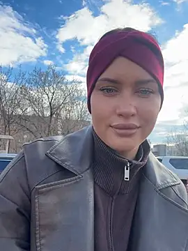 KikiWatson online show from 02-07-26, 07:49