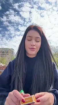 KikiWatson online show from 04-15-26, 07:58