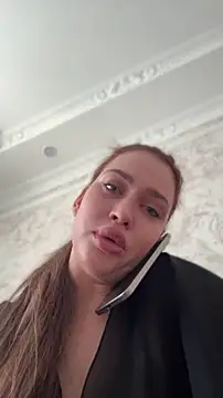 KikiWatson online show from 05-10-26, 08:29