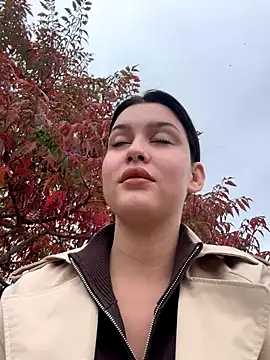 KikiWatson online show from 10-19-25, 11:02