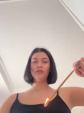 KikiWatson online show from 02-11-26, 10:26