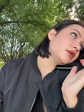 KikiWatson online show from 09-14-25, 06:03