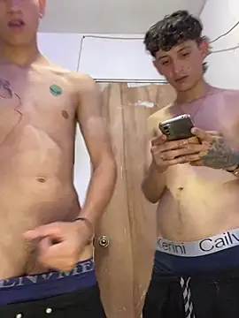 LatinBoysxxx online show from 01-17-25, 06:12