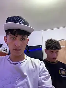 LatinBoysxxx online show from 12-25-24, 07:13