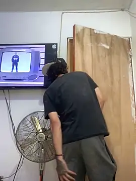 LatinBoysxxx online show from 02-15-25, 09:28