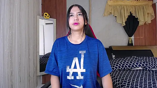 hera divine online show from 02-23-26, 08:53