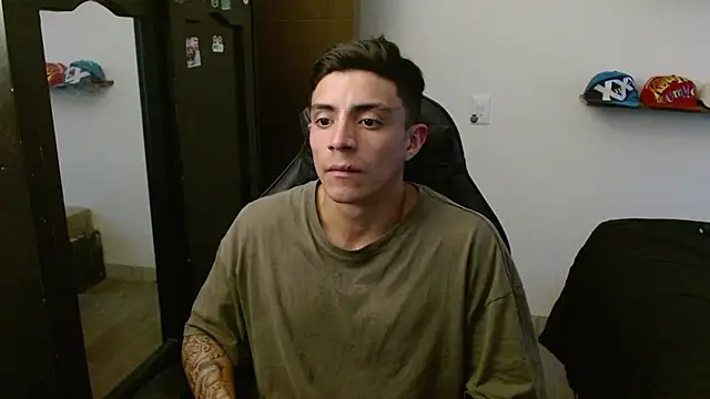 kv   xxx  online show from 12-18-25, 09:40