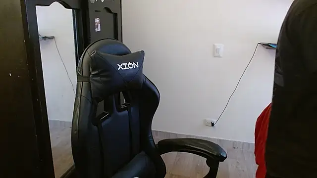 kv   xxx  online show from 11-14-25, 03:26