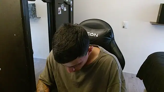 kv   xxx  online show from 03-14-26, 05:19