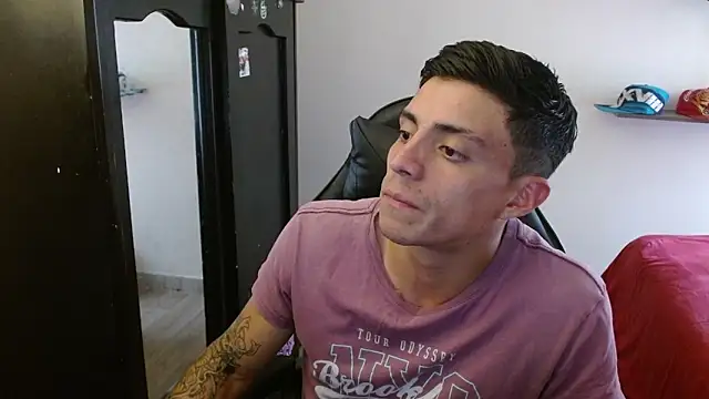 kv   xxx  online show from 12-01-25, 08:42