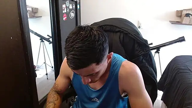 kv   xxx  online show from 04-14-26, 07:30