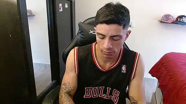 kv   xxx  online show from 01-15-26, 04:32