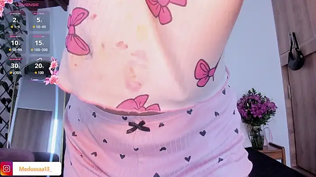 medussa13  online show from 03-12-26, 12:09