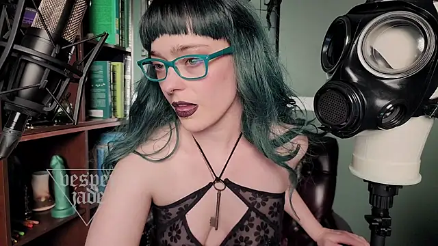 Snapshot of vesperjadex chatting on 05-30-26, 02:40 vesperjadex online show from 05-30-26, 02:40