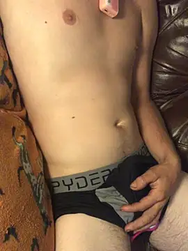 Snapshot of thismybody chatting on 07-22-26, 01:29 thismybody online show from 07-22-26, 01:29