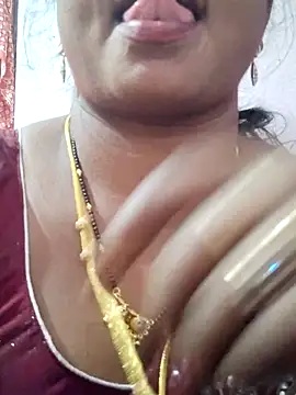 Snapshot of sana14 chatting on 02-09-26, 06:44 sana14 online show from 02-09-26, 06:44