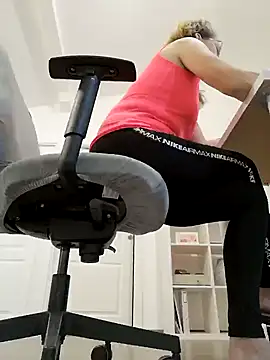 uber babe online show from 02-04-25, 07:00