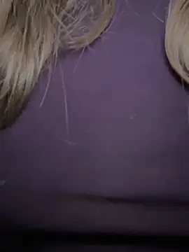 Snapshot of Topvi_ chatting on 02-14-26, 11:32 Topvi online show from 02-14-26, 11:32